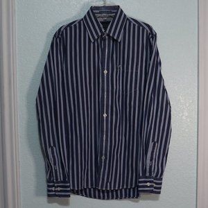 american eagle button-down shirt